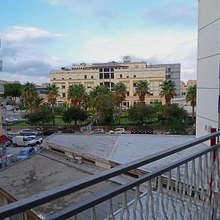 Hotel Al Civico Da Lia-Bagno In Camera- à Palerme Extérieur photo